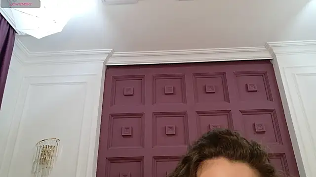 AnaAnais online show from November 16, 5:45 am