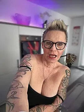 Snapshot of German_Milf chatting on February 23, 2:46 pm German Milf online show from February 23, 2:46 pm