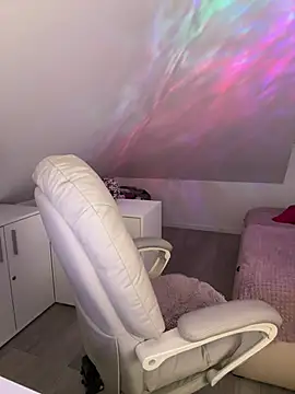 German Milf online show from April 18, 12:40 pm