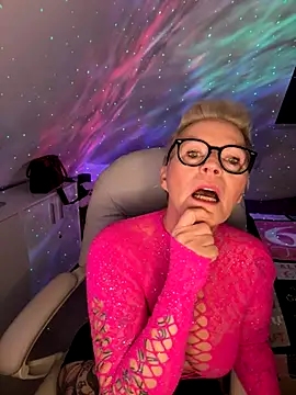 German Milf online show from October 30, 1:53 pm