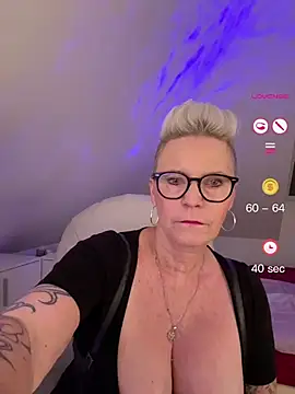 Snapshot of German_Milf chatting on June 10, 12:17 pm German Milf online show from June 10, 12:17 pm