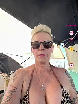 Snapshot of German_Milf chatting on June 18, 10:09 am German Milf online show from June 18, 10:09 am