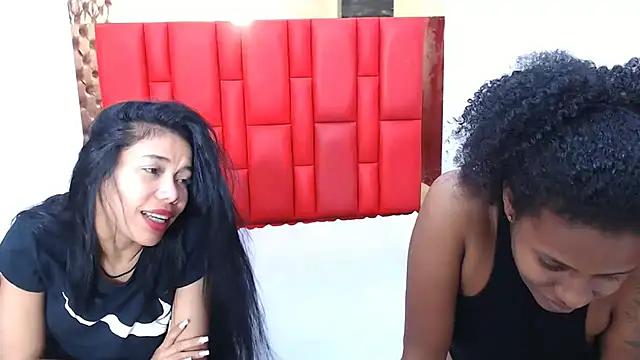 lizeth keilyn online show from November 12, 2:43 pm