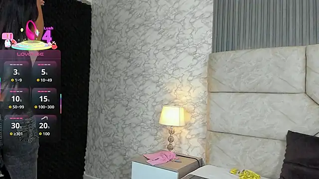 Snapshot of Cris__sweet chatting on October 18, 11:34 am Cris sweet online show from October 18, 11:34 am