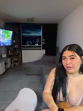 daniela henao online show from June 19, 11:42 pm