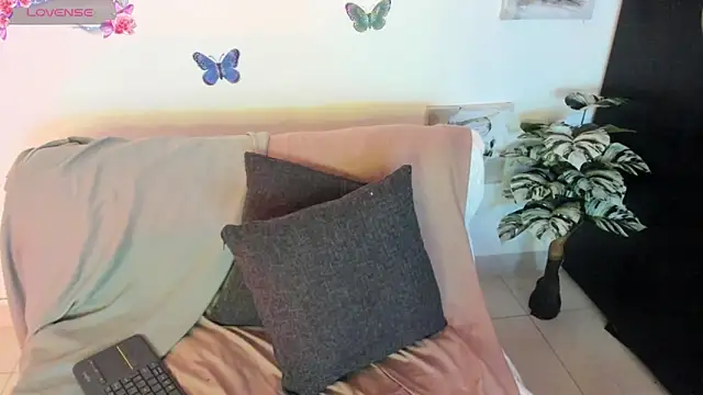 abigail luna online show from January 4, 5:58 am
