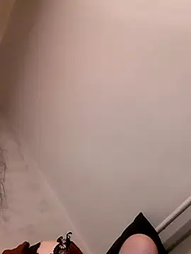 natbod3443 online show from April 21, 6:36 pm