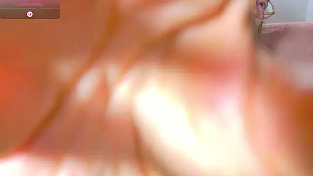 isabelle adj online show from June 14, 5:52 am