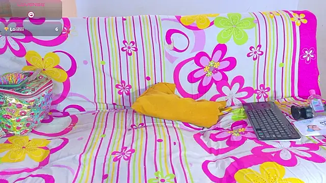 isabelle adj online show from March 8, 6:22 pm