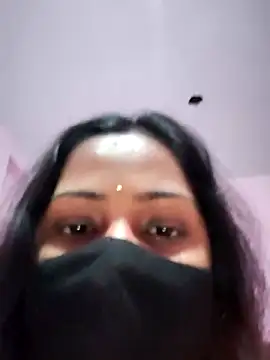 Shristiprakash0 online show from February 7, 1:08 pm