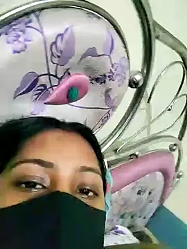 Snapshot of Shristiprakash0 chatting on November 18, 4:27 am Shristiprakash0 online show from November 18, 4:27 am