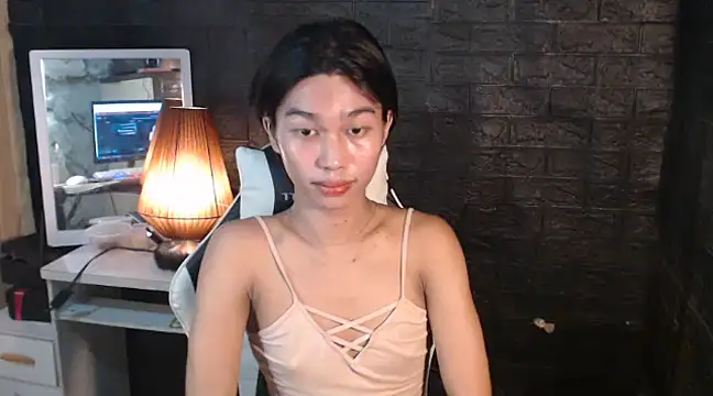 Snapshot of ToKeNa chatting on March 14, 12:43 am ToKeNa online show from March 14, 12:43 am