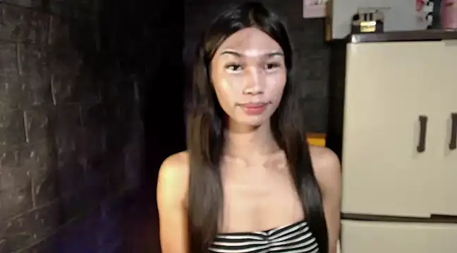 Snapshot of ToKeNa chatting on February 12, 8:29 pm ToKeNa online show from February 12, 8:29 pm