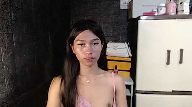 Snapshot of ToKeNa chatting on February 17, 12:00 am ToKeNa online show from February 17, 12:00 am