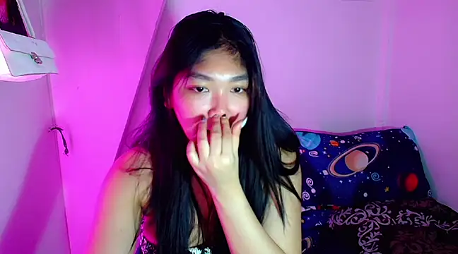 TR4NSCUTI3 online show from February 26, 2:08 am