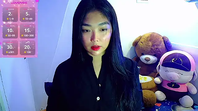 TR4NSCUTI3 online show from September 30, 6:14 pm