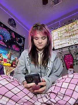 Cutiepiespanks online show from December 20, 7:06 pm