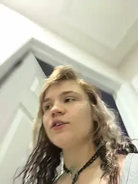 Cutiepiespanks online show from February 6, 3:57 am