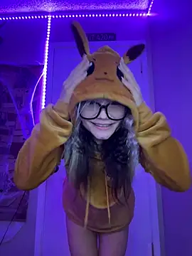 Snapshot of Cutiepiespanks chatting on November 7, 2:38 am Cutiepiespanks online show from November 7, 2:38 am