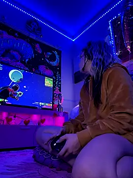 Snapshot of Cutiepiespanks chatting on November 9, 7:45 am Cutiepiespanks online show from November 9, 7:45 am