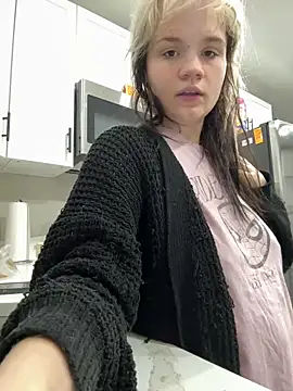 Cutiepiespanks online show from March 29, 12:12 am