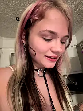 Cutiepiespanks online show from September 21, 2:39 am