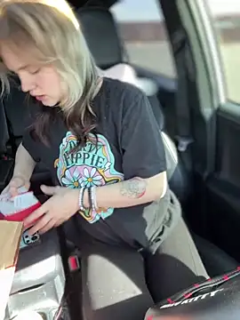 Cutiepiespanks online show from March 18, 5:36 pm