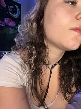 Snapshot of Cutiepiespanks chatting on November 13, 9:30 pm Cutiepiespanks online show from November 13, 9:30 pm