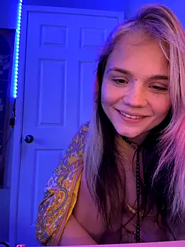 Cutiepiespanks online show from September 21, 8:36 pm