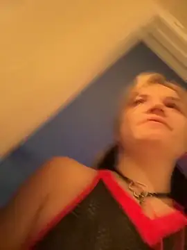 Snapshot of Cutiepiespanks chatting on October 26, 6:52 pm Cutiepiespanks online show from October 26, 6:52 pm