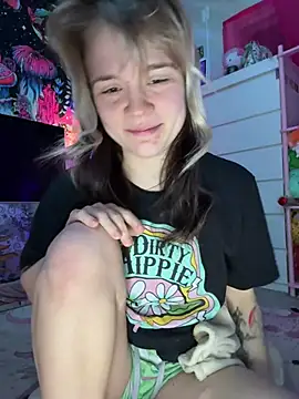 Cutiepiespanks online show from March 18, 1:42 am