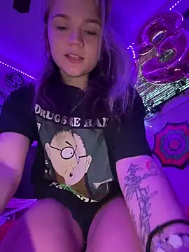 Snapshot of Cutiepiespanks chatting on November 2, 10:37 pm Cutiepiespanks online show from November 2, 10:37 pm