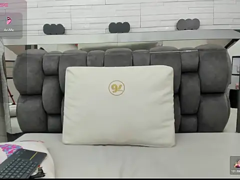 Snapshot of allice_green chatting on June 27, 1:44 am allice green online show from June 27, 1:44 am