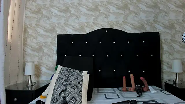 Keira Lennox online show from October 21, 11:42 am