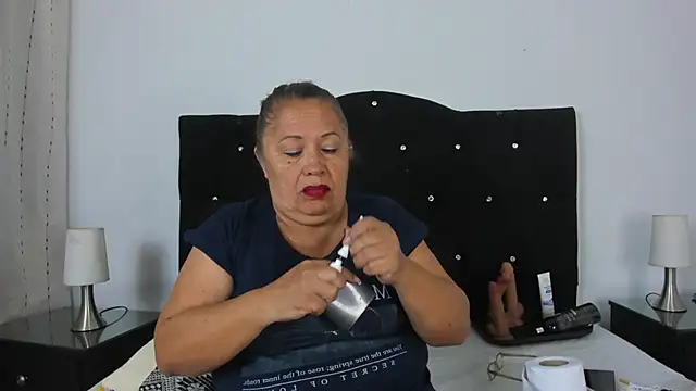 Keira Lennox online show from November 7, 11:26 am