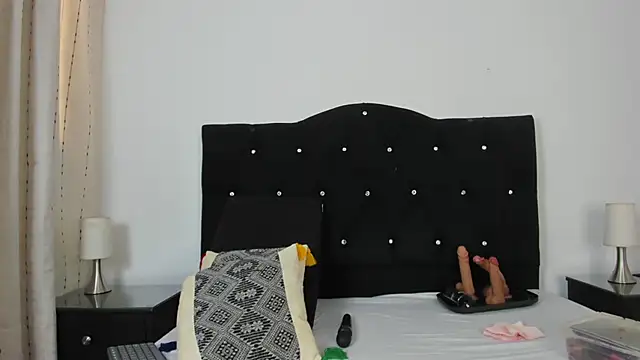 Keira Lennox online show from November 22, 11:42 am