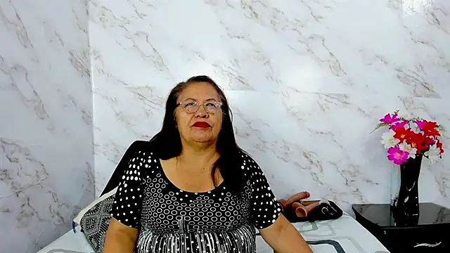 Keira Lennox online show from November 6, 12:09 pm