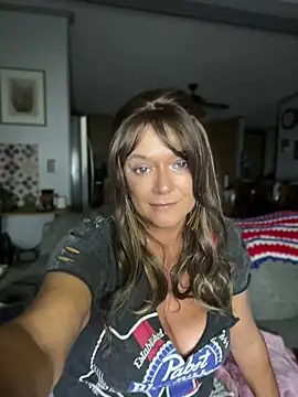cowgirlc online show from June 16, 2:44 am