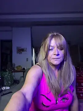 cowgirlc online show from January 8, 3:45 am