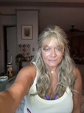 cowgirlc online show from July 16, 2:19 am