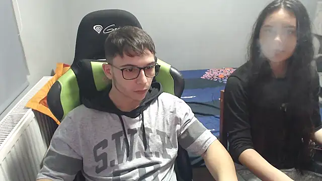 Alien7nebula online show from February 2, 7:57 pm