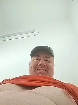 lawndad79 online show from February 12, 9:58 pm