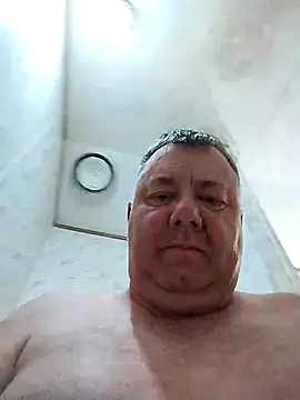 lawndad79 online show from December 8, 1:30 am