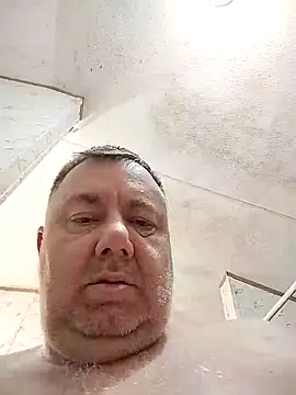 lawndad79 online show from December 13, 1:26 am