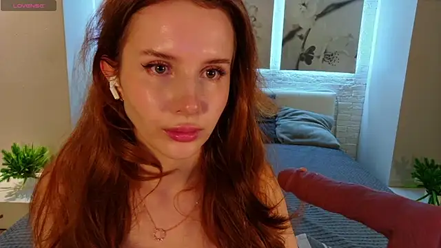 Betty June online show from July 29, 8:30 pm