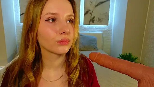 Betty June online show from February 10, 8:19 pm