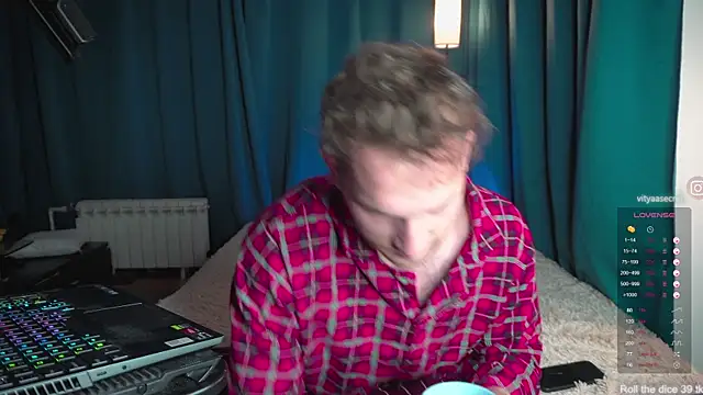 VIktorSecret online show from November 20, 4:24 am