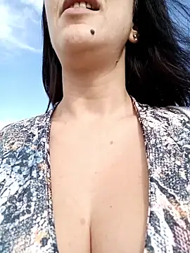 Snapshot of Cataleya80 chatting on November 14, 11:25 am Cataleya80 online show from November 14, 11:25 am