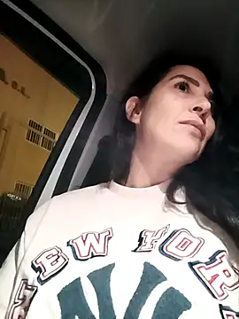 Snapshot of Cataleya80 chatting on November 27, 10:43 pm Cataleya80 online show from November 27, 10:43 pm