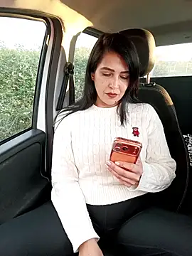 Cataleya80 online show from February 2, 5:01 pm